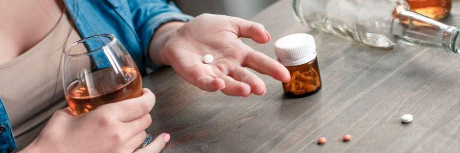 Es seguro mezclar pastillas para adelgazar con alcoholEs seguro mezclar pastillas para adelgazar con alcohol